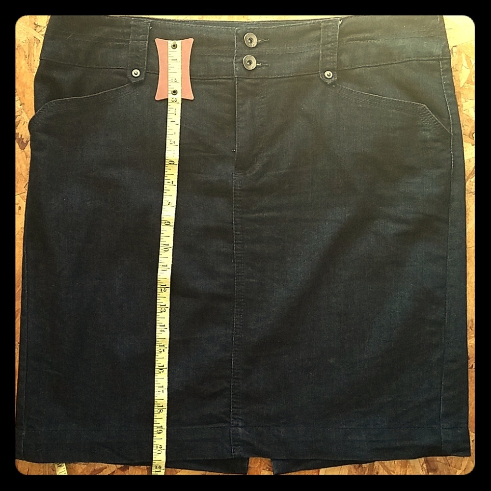 Denim skirt